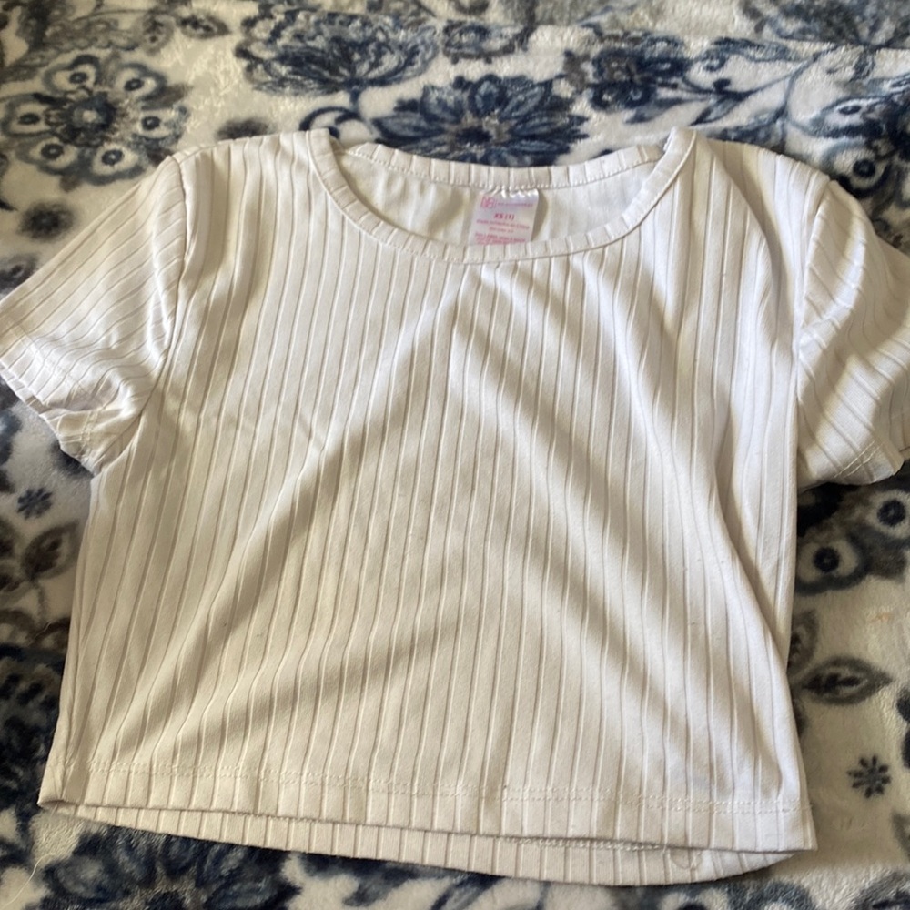 No boundaries white crop top